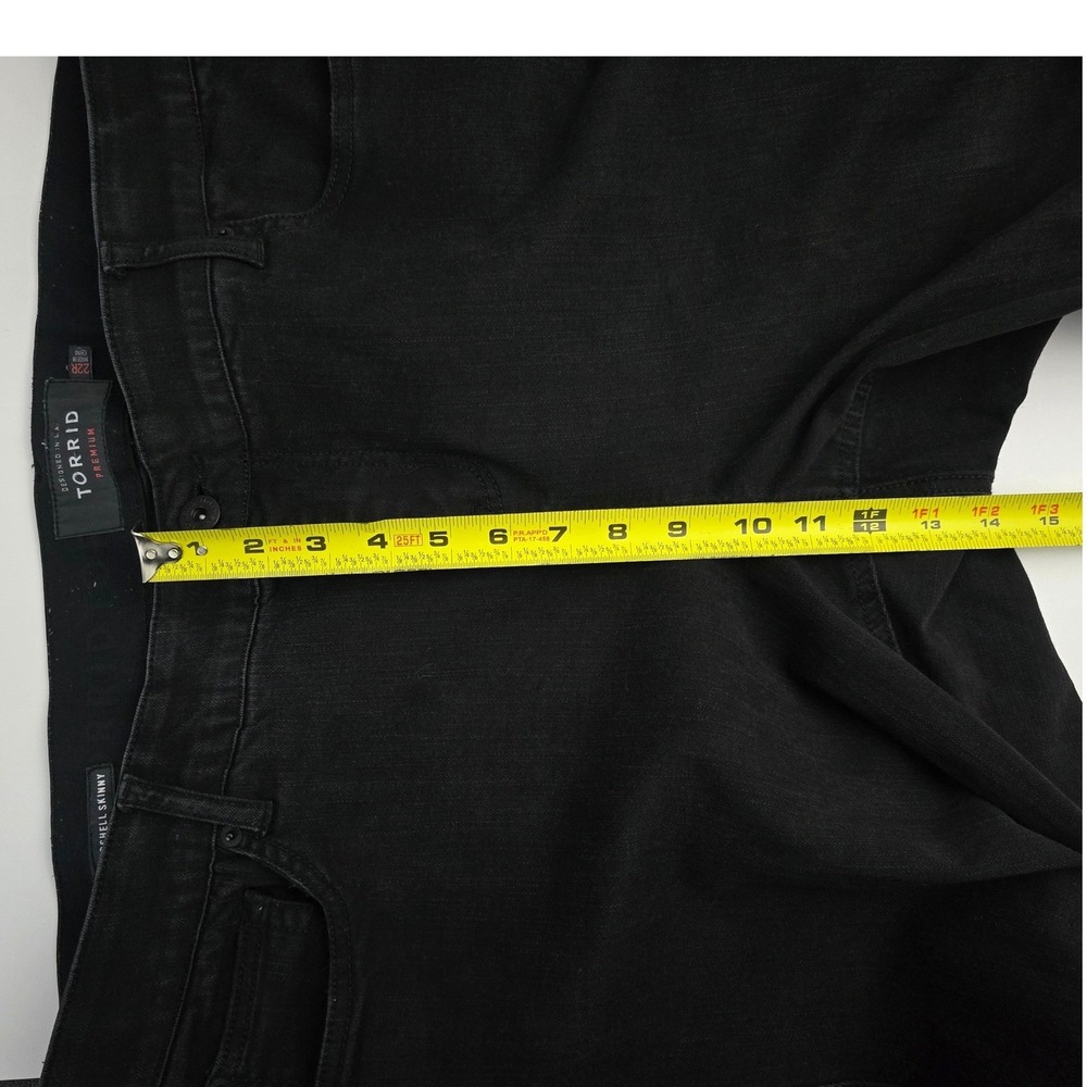 Torrid Skinny Black Wash Jeans‎ 22R - Picture 9 of 10